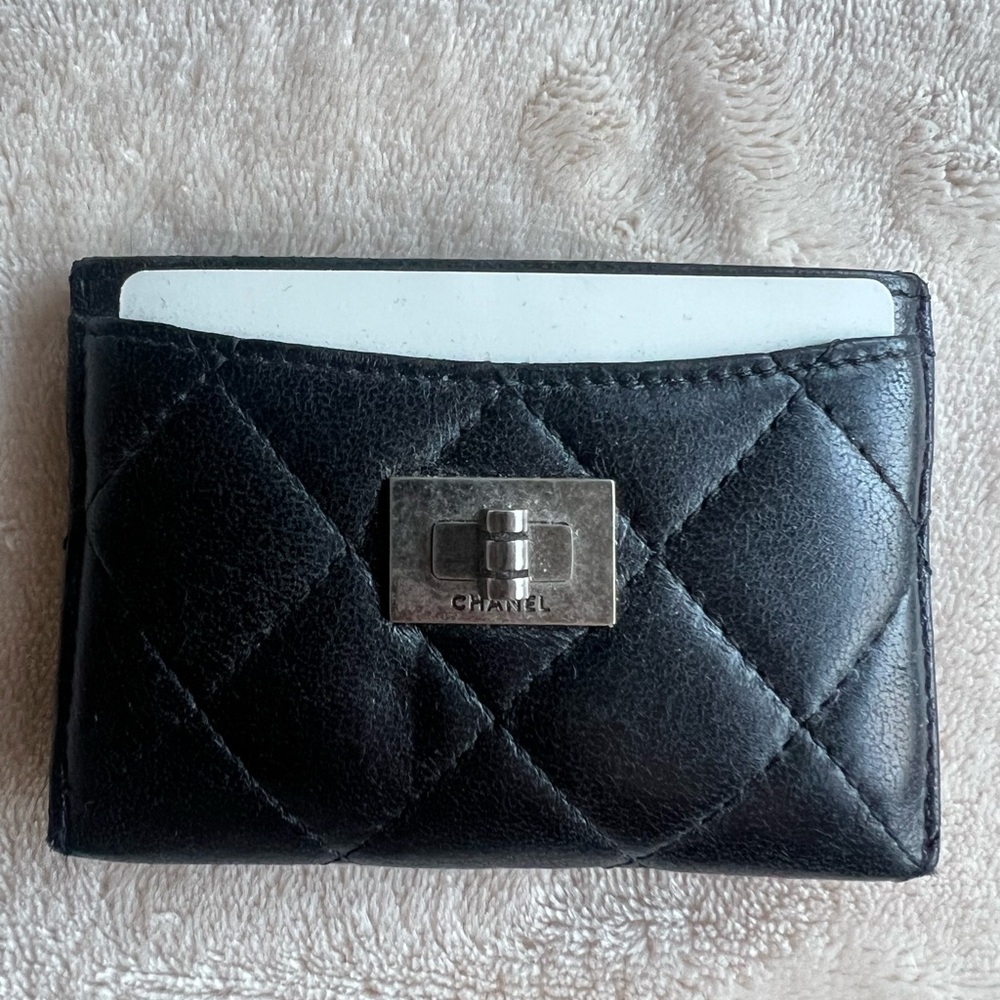 Rare Chanel Black/Aged Ruthenium Silver Lambskin Reissue Card Holder Wallet - Picture 9 of 11